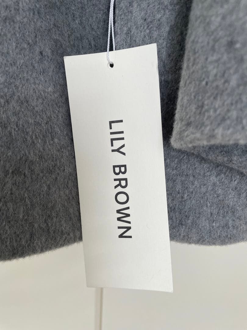 Sugar•*¨ LILY BROWN グレー ケープコート 新品タグ付き