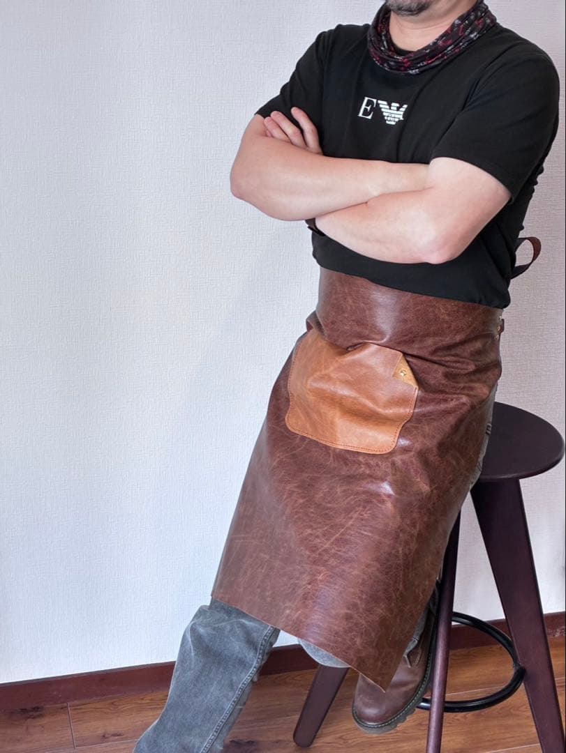 本革　ブラウンレザーエプロン　ハンドメイド　シンプル　数量、カラー限定品